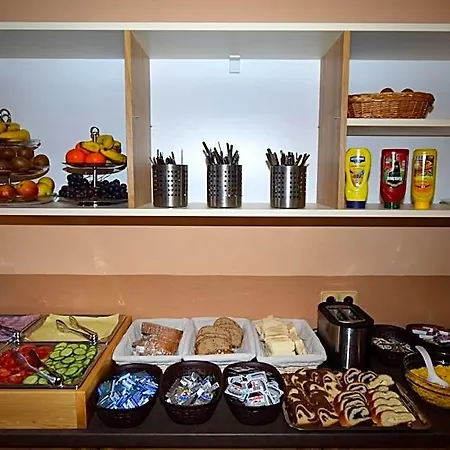 Hostal Travel